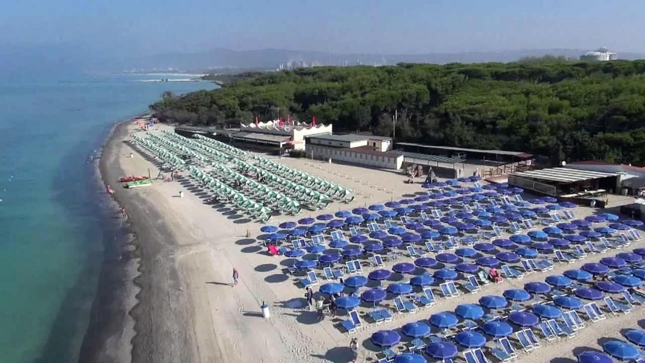 Vada Villetta A 300 Mt Dal Mare 8 Posti Letto Kültér fotó